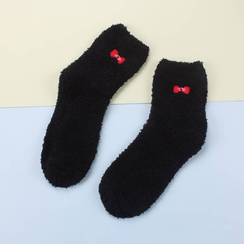 

Bow Fuzzy Crew Socks, Black