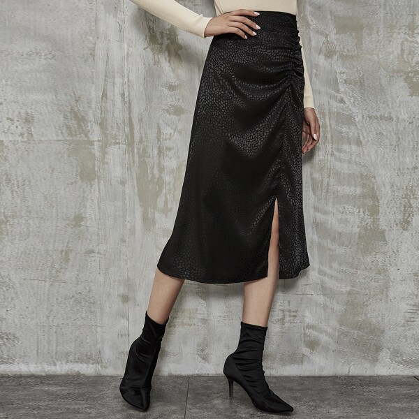 

Allover Pattern Split Hem Ruched Midi Skirt, Black