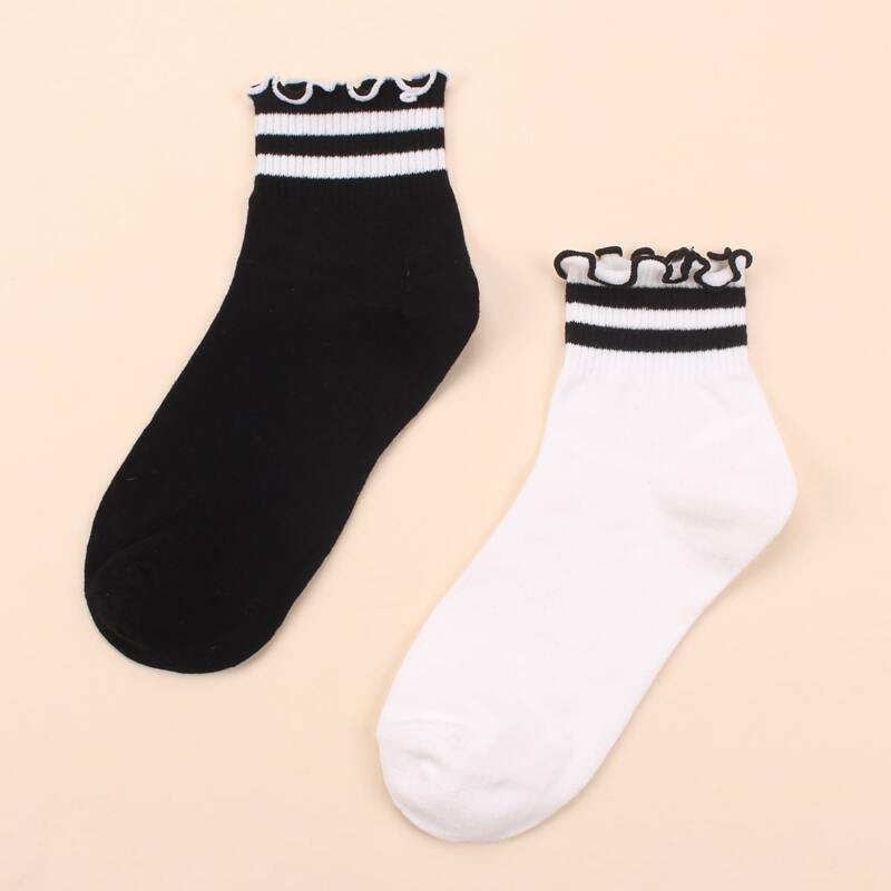 

2pairs Striped Lettuce Trim Crew Socks, Black and white