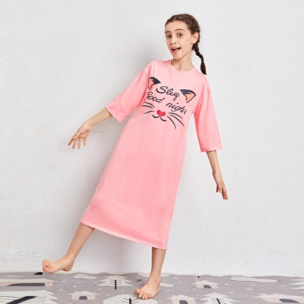 

Girls Drop Shoulder Slogan & Cartoon Graphic Nightdress, Pink