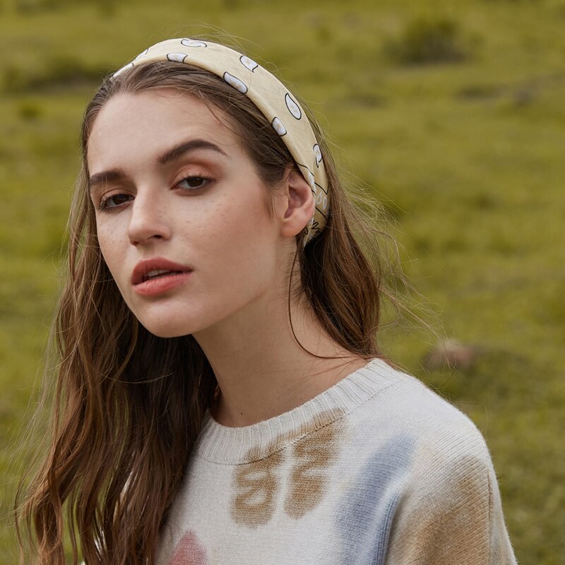 

Paisley Pattern Bandana, Yellow pastel