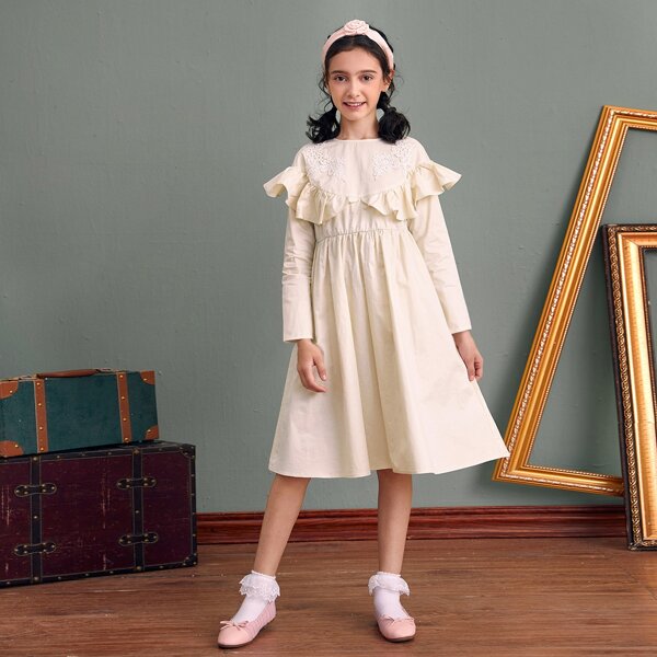 

Girls Ruffle Trim Appliques Detail Dress, Beige