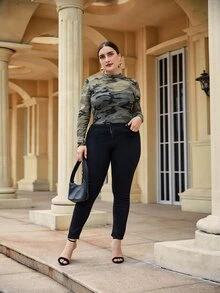 SHEIN Unity Plus Mock Neck Camo Mesh Top - Multicolor - View 3