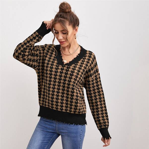 

Houndstooth Distressed Drop Shoulder Sweater, Multicolor