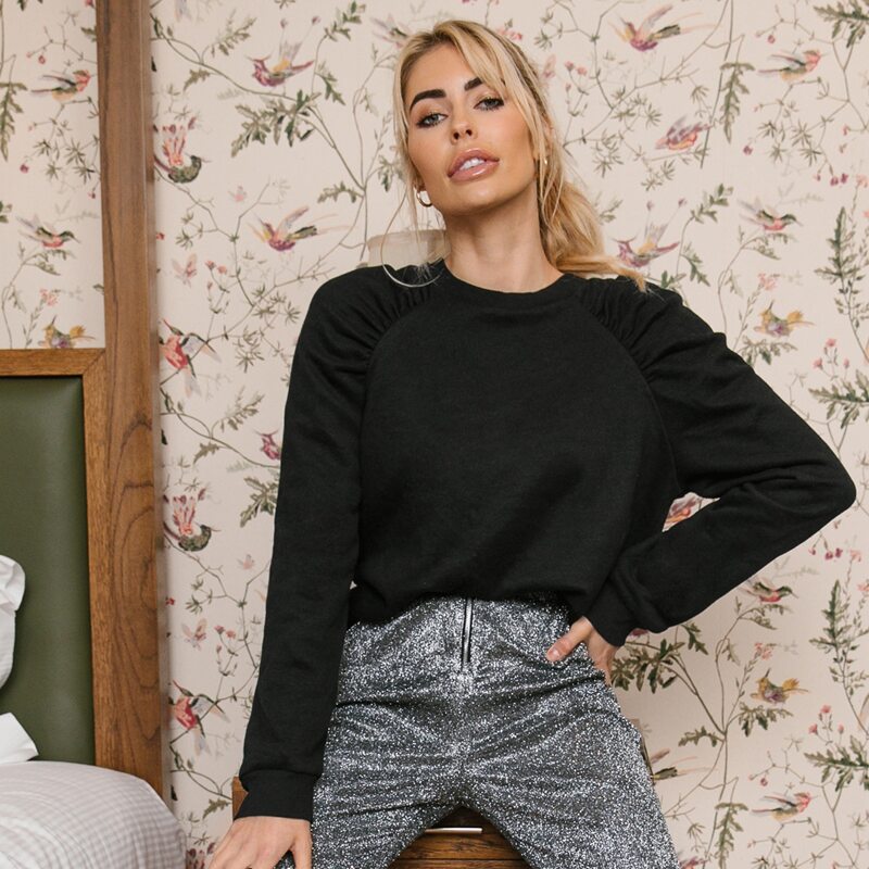 

Ruched Raglan Sleeve Solid Pullover, Black