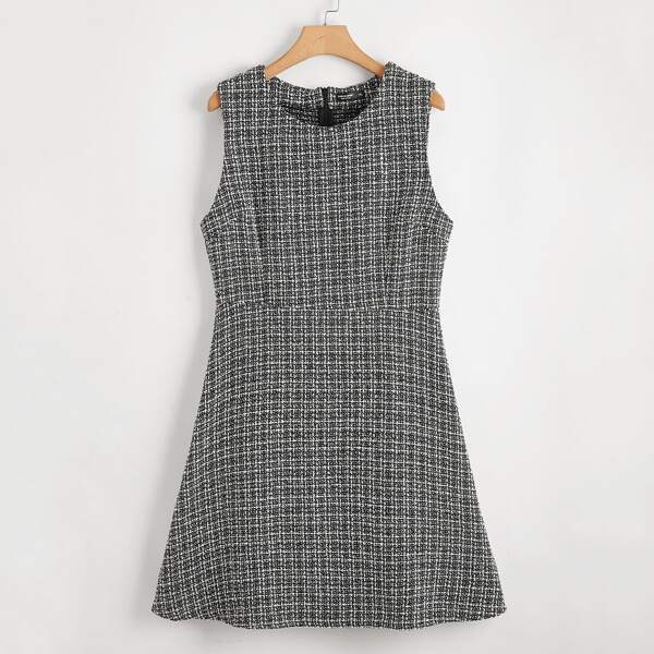 

Plus Plaid Tweed Sleeveless Dress, Black and white