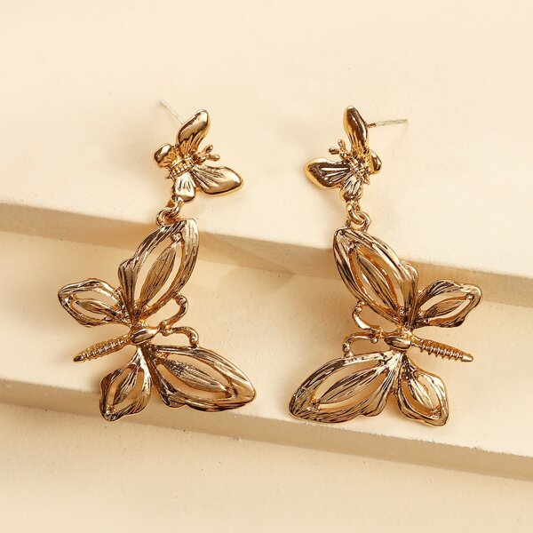 

Butterfly Design Drop Earrings, Gold