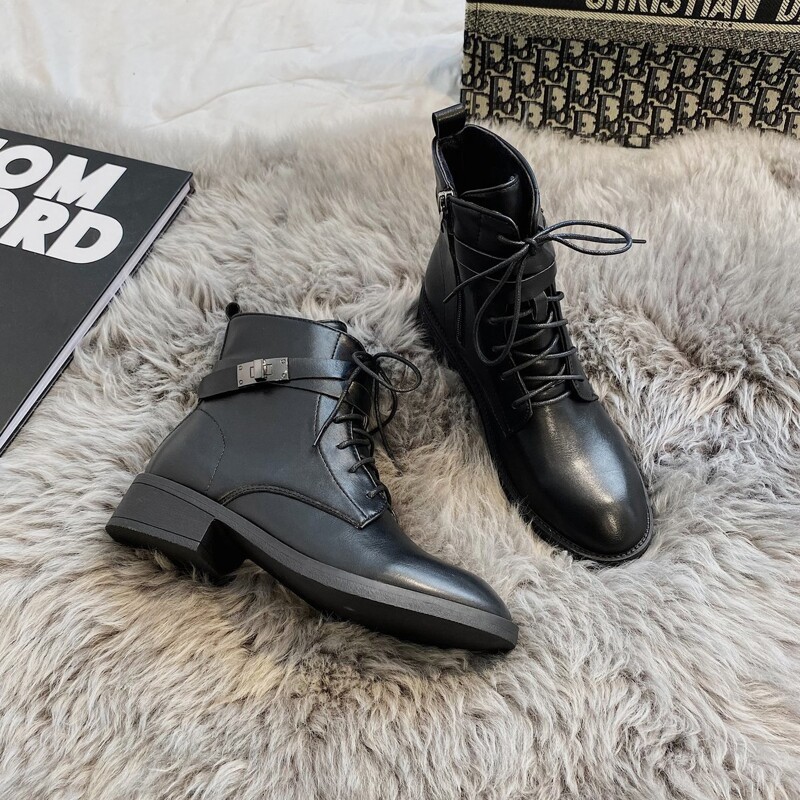 

Lace-up Front Chunky Heel Ankle Boots, Black