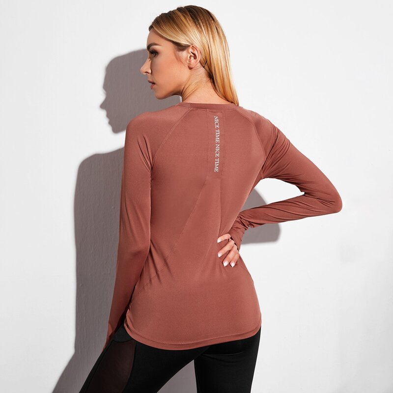 

Letter Graphic Sports Tee & Thumb Hole, Rusty rose