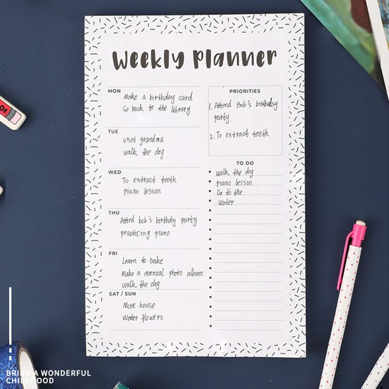

1pc Random Weekly Plan Book, Multicolor