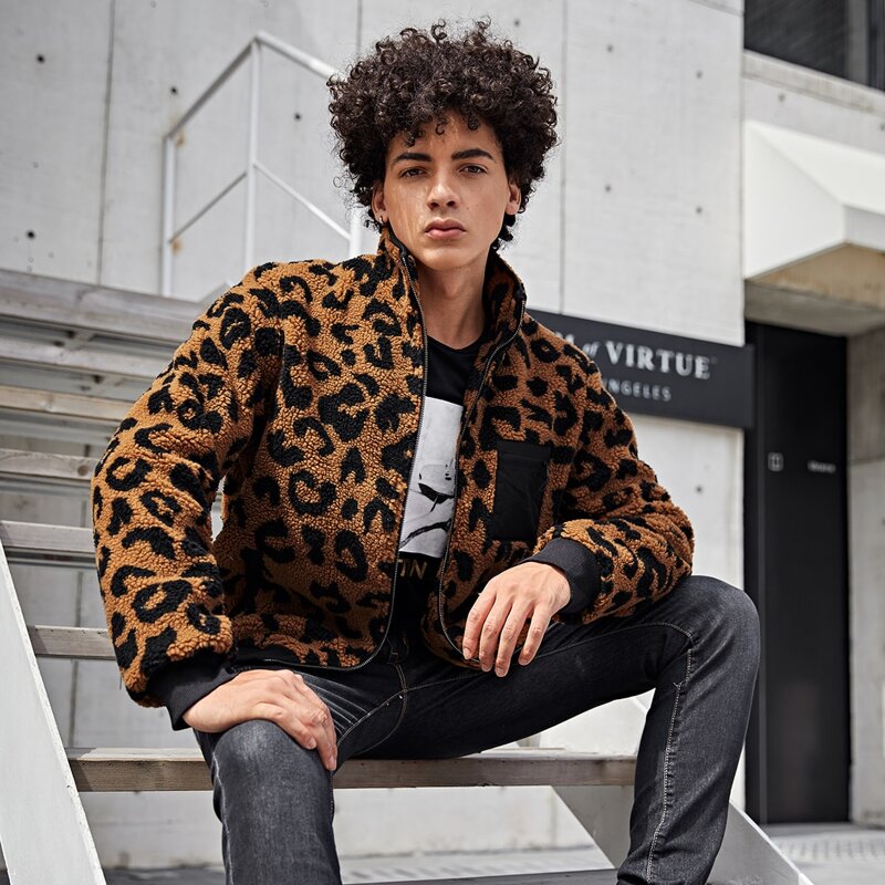 

Guys Zipper Patch Pocket Leopard Pattern Teddy Jacket, Multicolor