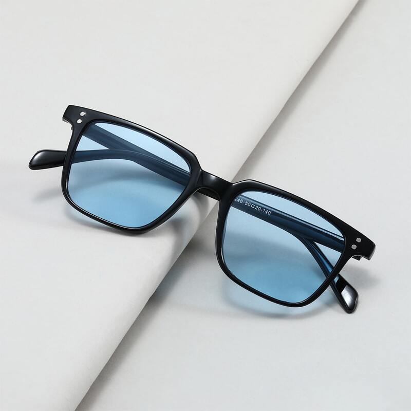 

Guys Tinted Lens Sunglasses, Blue