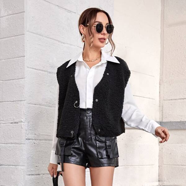 

Ring Detail Grommet Eyelet Teddy Vest, Black
