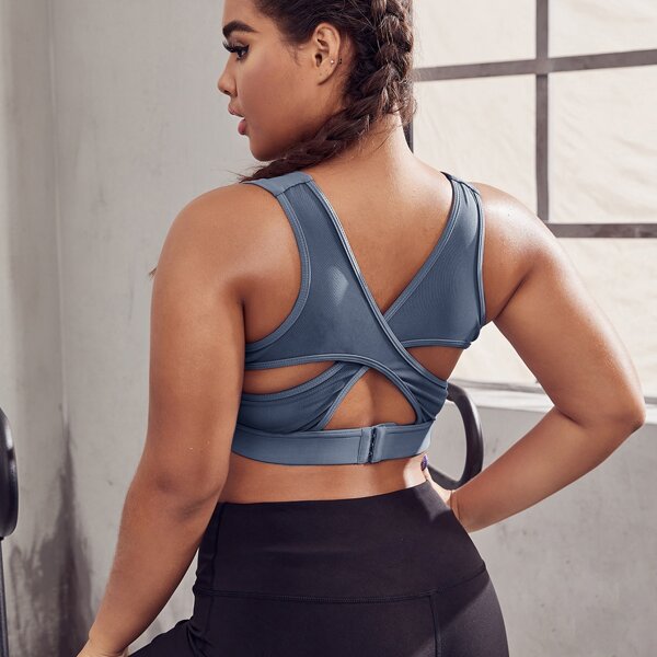 

Plus Crisscross Cut Out Sports Bra, Dusty blue
