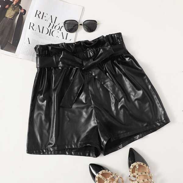 

Plus PU Leather Belted Lined Lined Shorts, Black