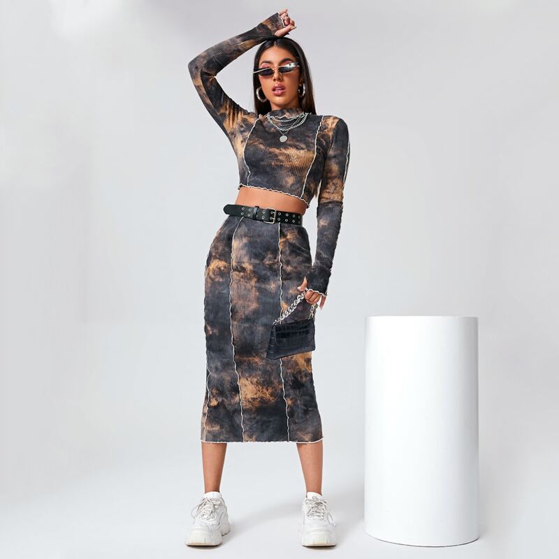 

Lettuce Trim Crop Tee & Skirt Set Without Belt, Multicolor