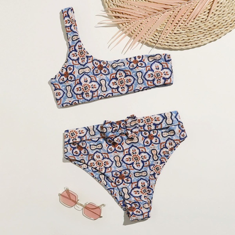 

Floral One Shoulder Bikini Swimsuit, Multicolor
