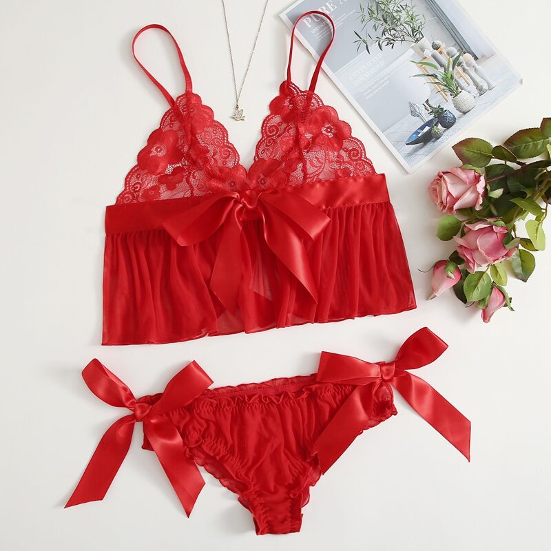 

Solid Lace Ruffle Lingerie Set, Red