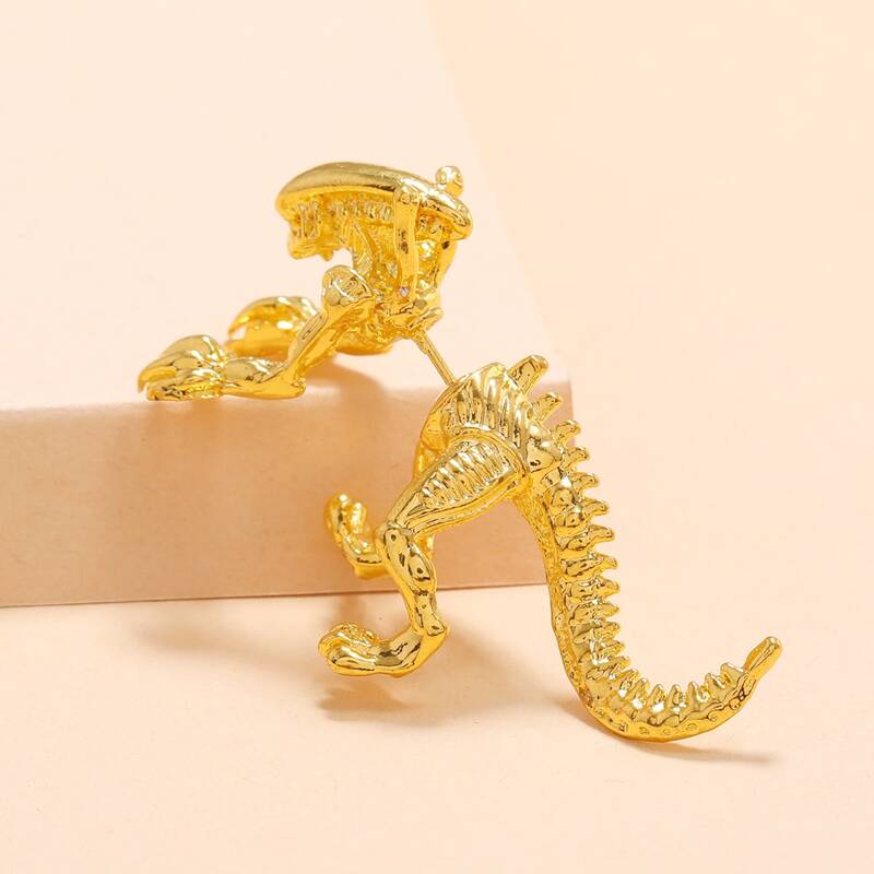

1pc Dinosaur Ear Cuff, Gold