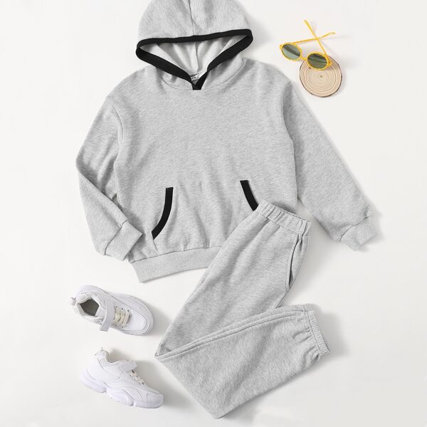 

Girls Patched Packet Hoodie & Sweatpants Set, Light grey