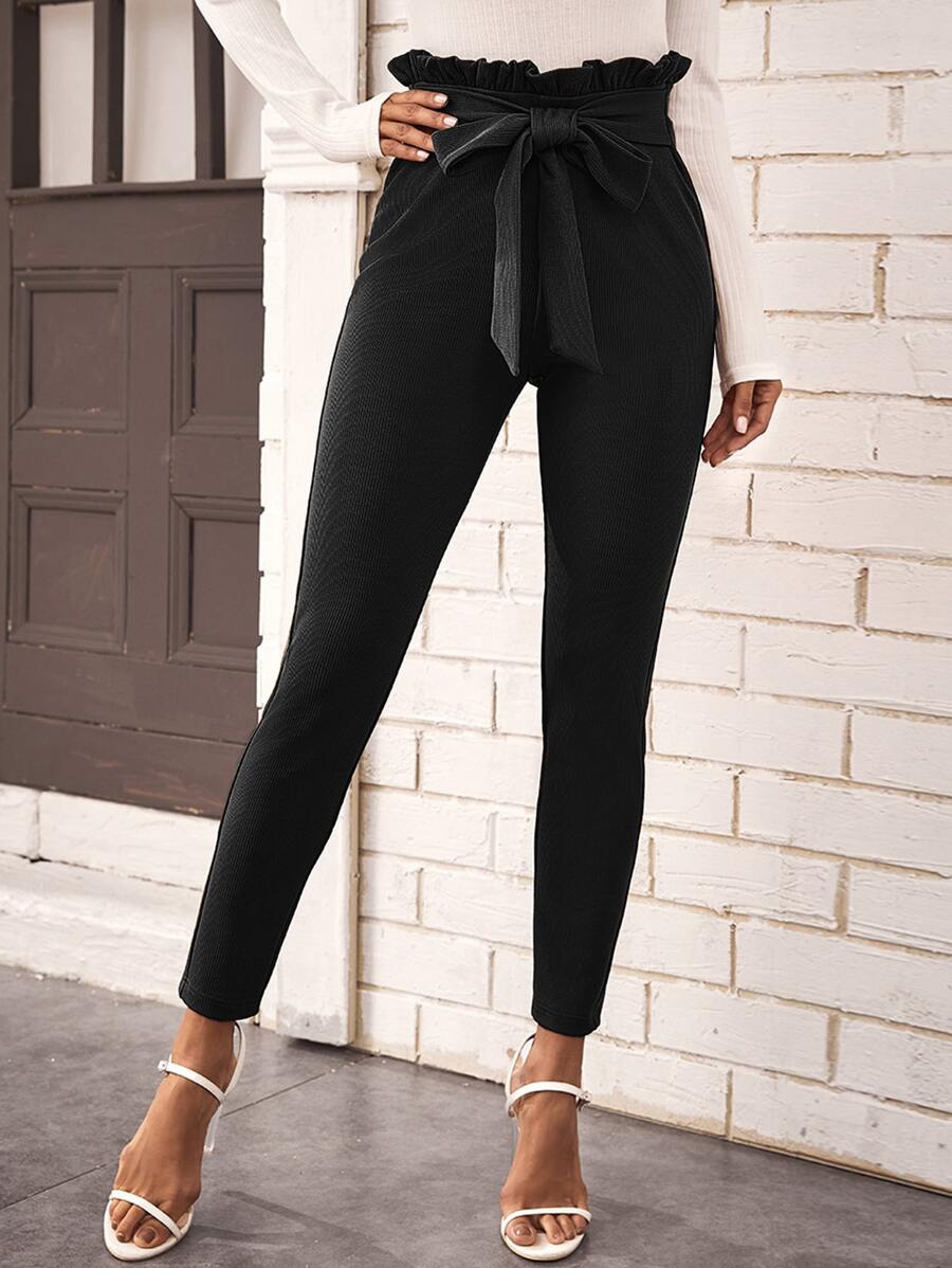 SHEIN Privé Pantalones ajustados de cintura con volante con cinturón