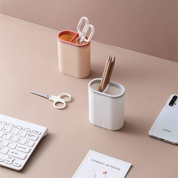 

1pc Double-grid Random Pen Holder, Multicolor