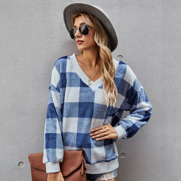 

V-neck Gingham Drop Shoulder Flannel Sweatshirt, Blue and white