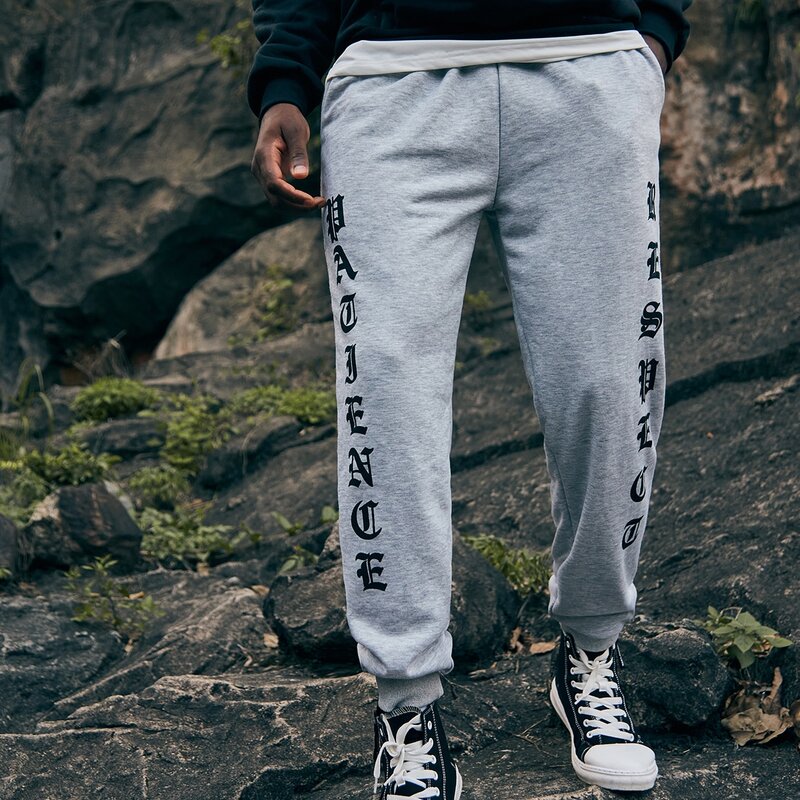 

Guys Letter Graphic Sweatpants, Light grey