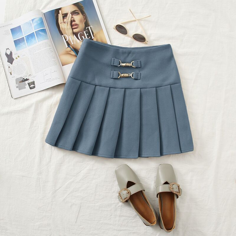 

Buckle Detail Pleated Skirt, Dusty blue