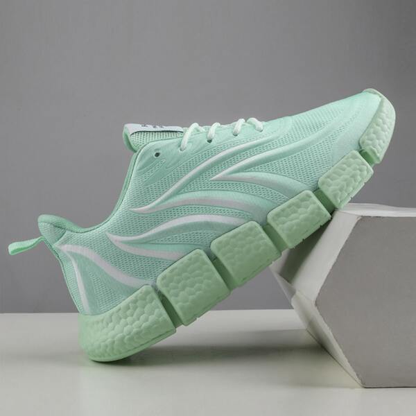 

Men Lace-up Front Wide Fit Sneakers, Green