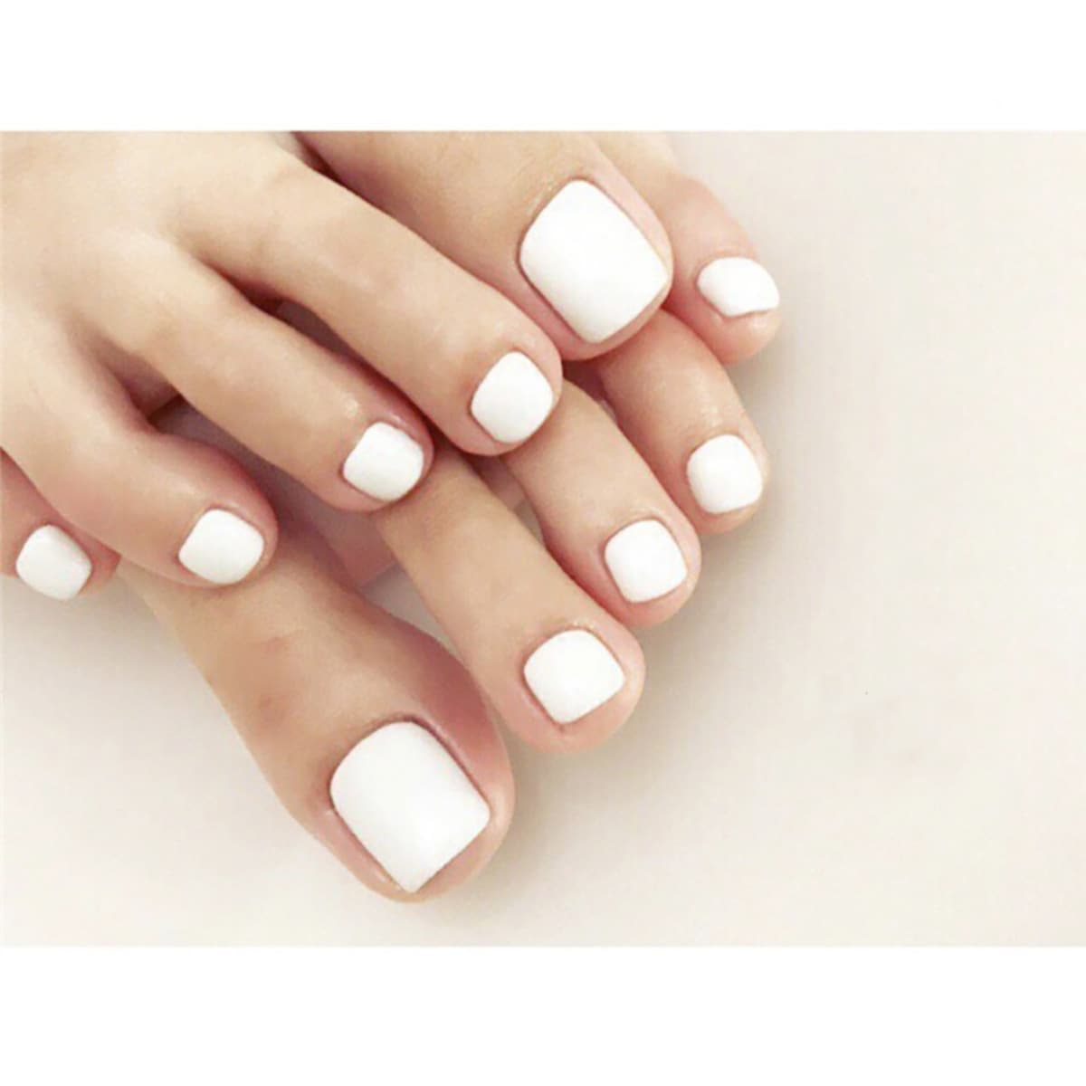 

24pcs Plain Fake Foot Nail With Tape, White