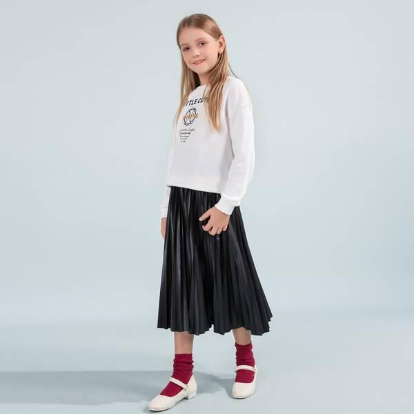 

Girls Letter Graphic Drop Shoulder Sweatshirt & Pleated Skirt Set, Black and white