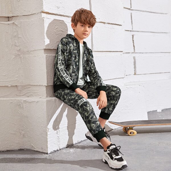 

Boys Tape Side Camo Hoodie & Sweatpants Set, Multicolor
