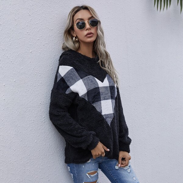 

Gingham Pattern Teddy Hoodie, Black