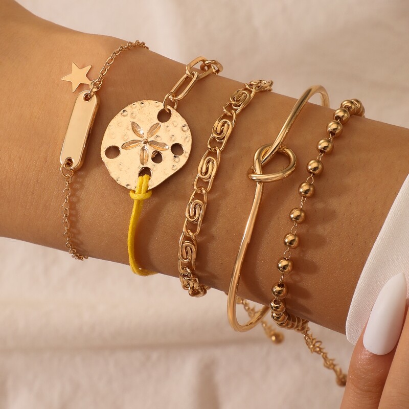 

5pcs Star Decor Bracelet Set, Gold