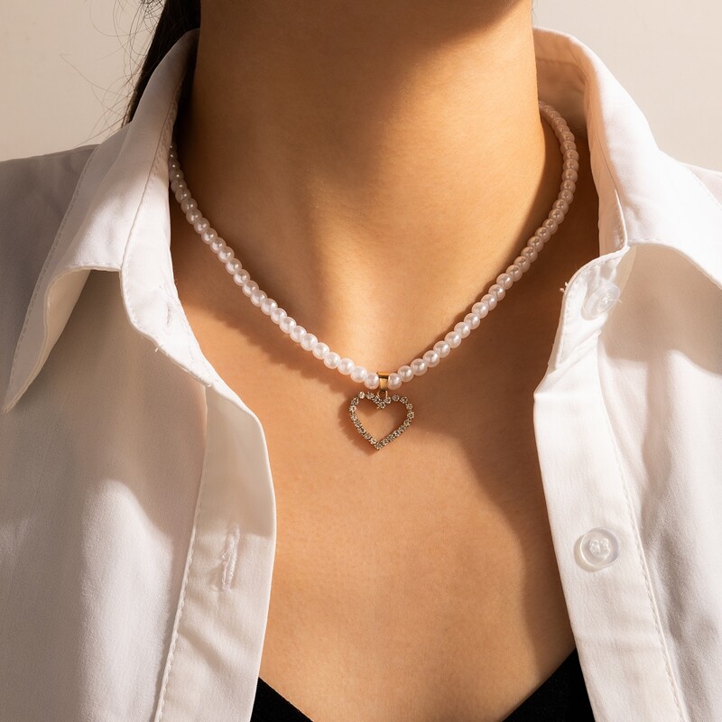 

Faux Pearl Heart Charm Necklace, White