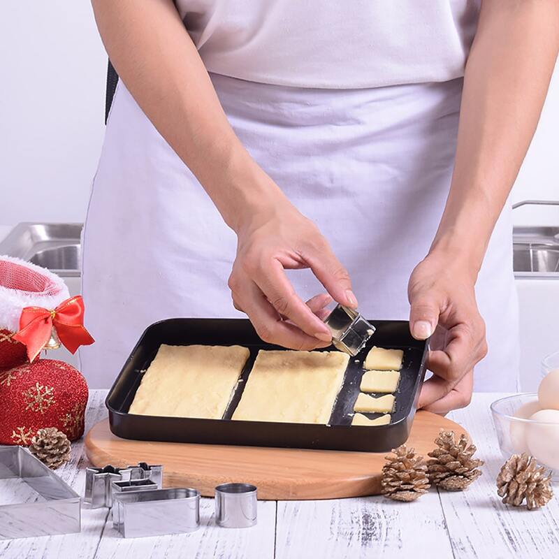 

10pcs Christmas Biscuit Mold, Silver