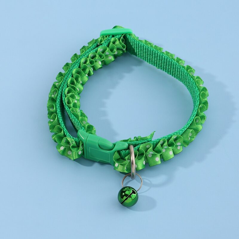 

Polka Dot Frill Decor Dog Collar, Green
