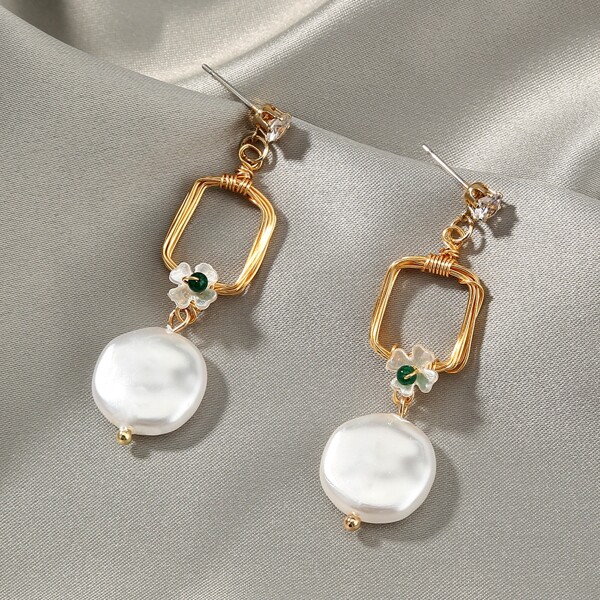 

Rhinestone Detail Faux Pearl Drop Earrings, Multicolor