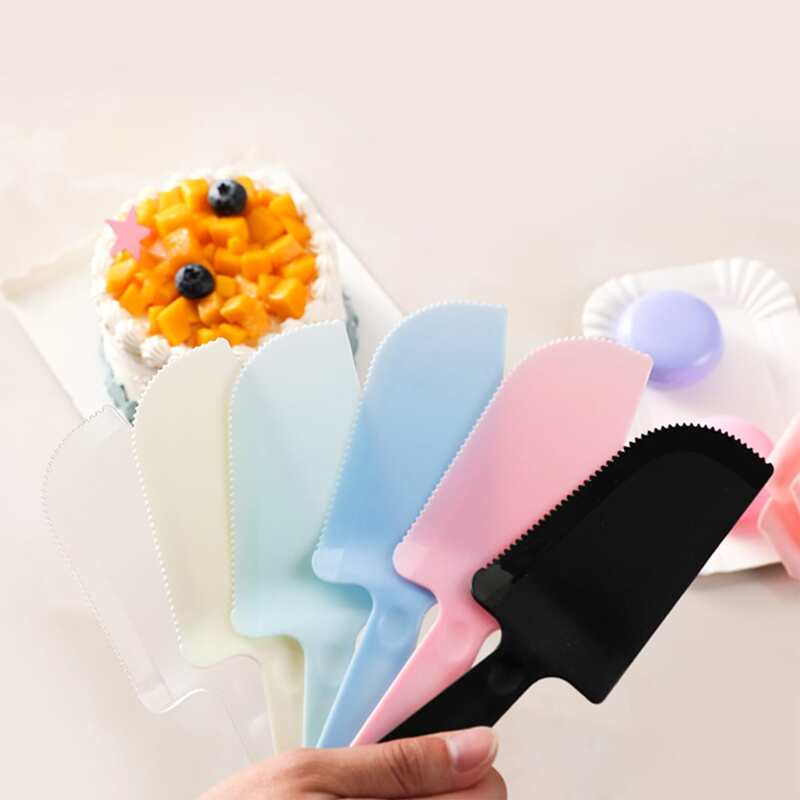 

1pc Random Disposable Cake Knife, Multicolor