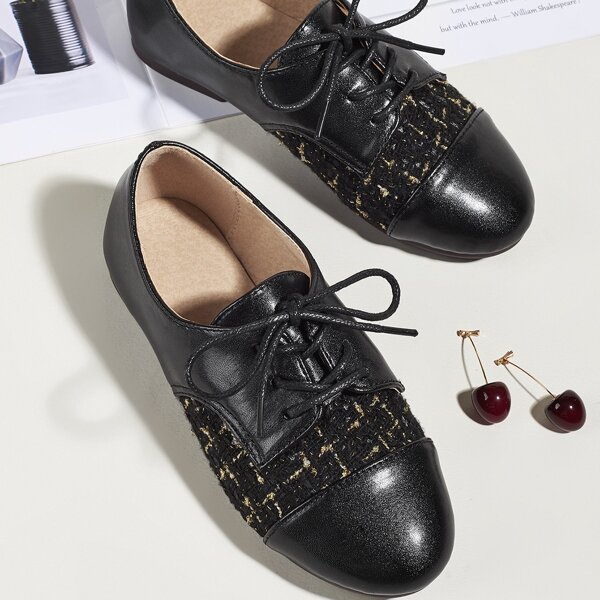 

Toddler Girls Lace-up Front Wide Fit Flats, Black