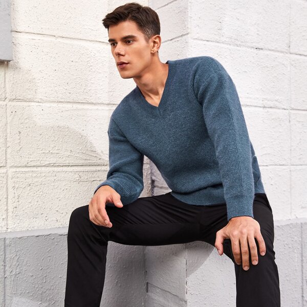 

Men V-neck Solid Sweater, Blue
