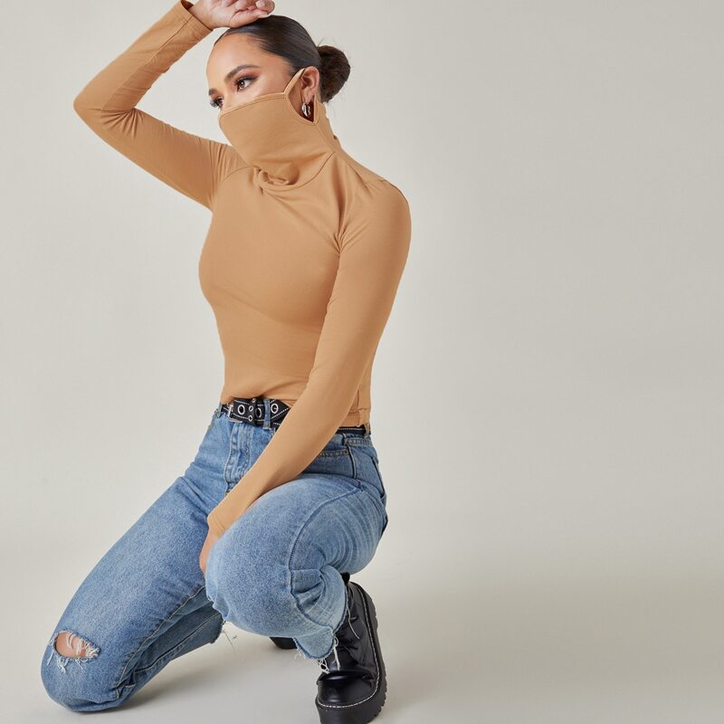 

Solid Form Fitting Tee With Mask, Camel