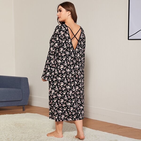 

Plus Crisscross Back Ditsy Floral Nightdress, Multicolor