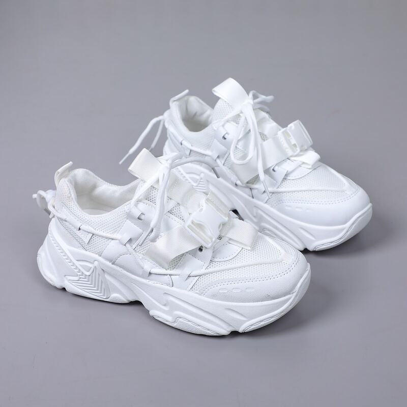 

Solid Buckle Lace-up Chunky Sneakers, White