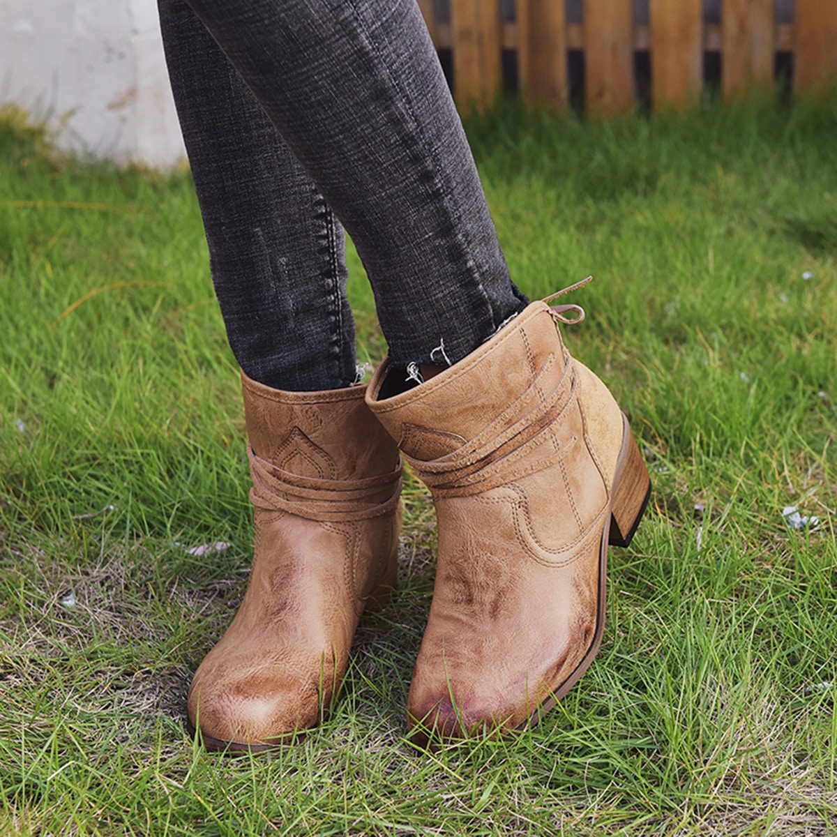 Image of Minimalist Tie Back Chunky Heeled Boots