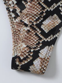 Swim Vcay 蛇紋比基尼套裝鏤空抹胸文胸和高衩下裝2入組泳衣