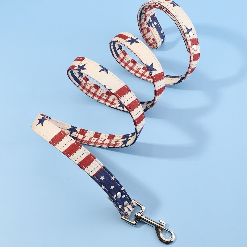 

Star Print Dog Leash, Multicolor