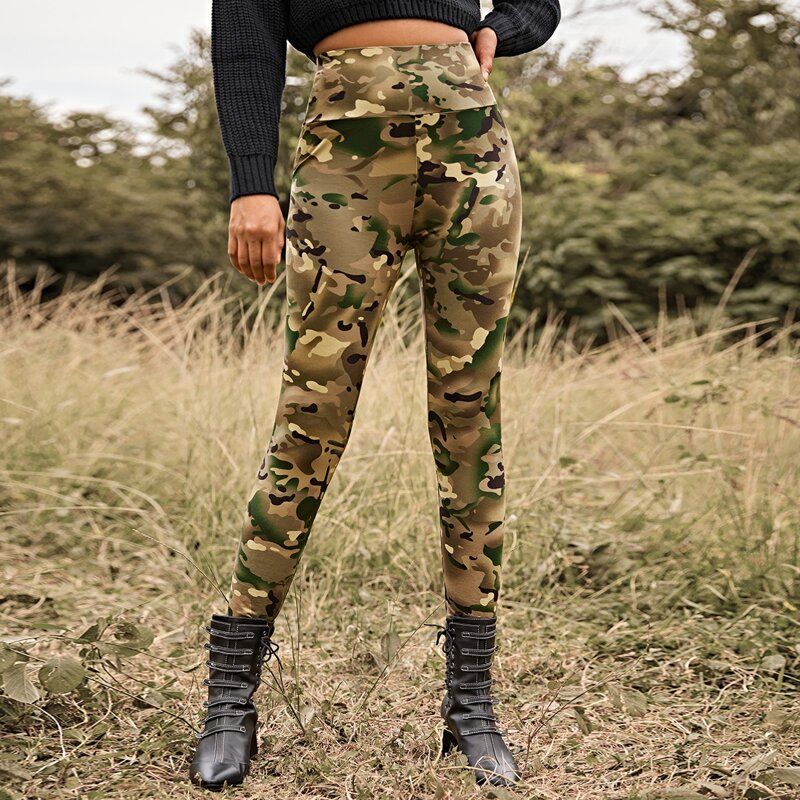 

Wide Waistband Camo Leggings, Multicolor
