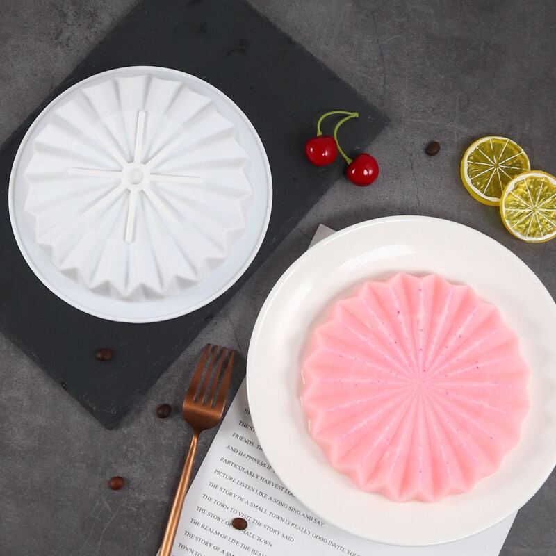 

1pc 6 Inch Round Cake Mold, White